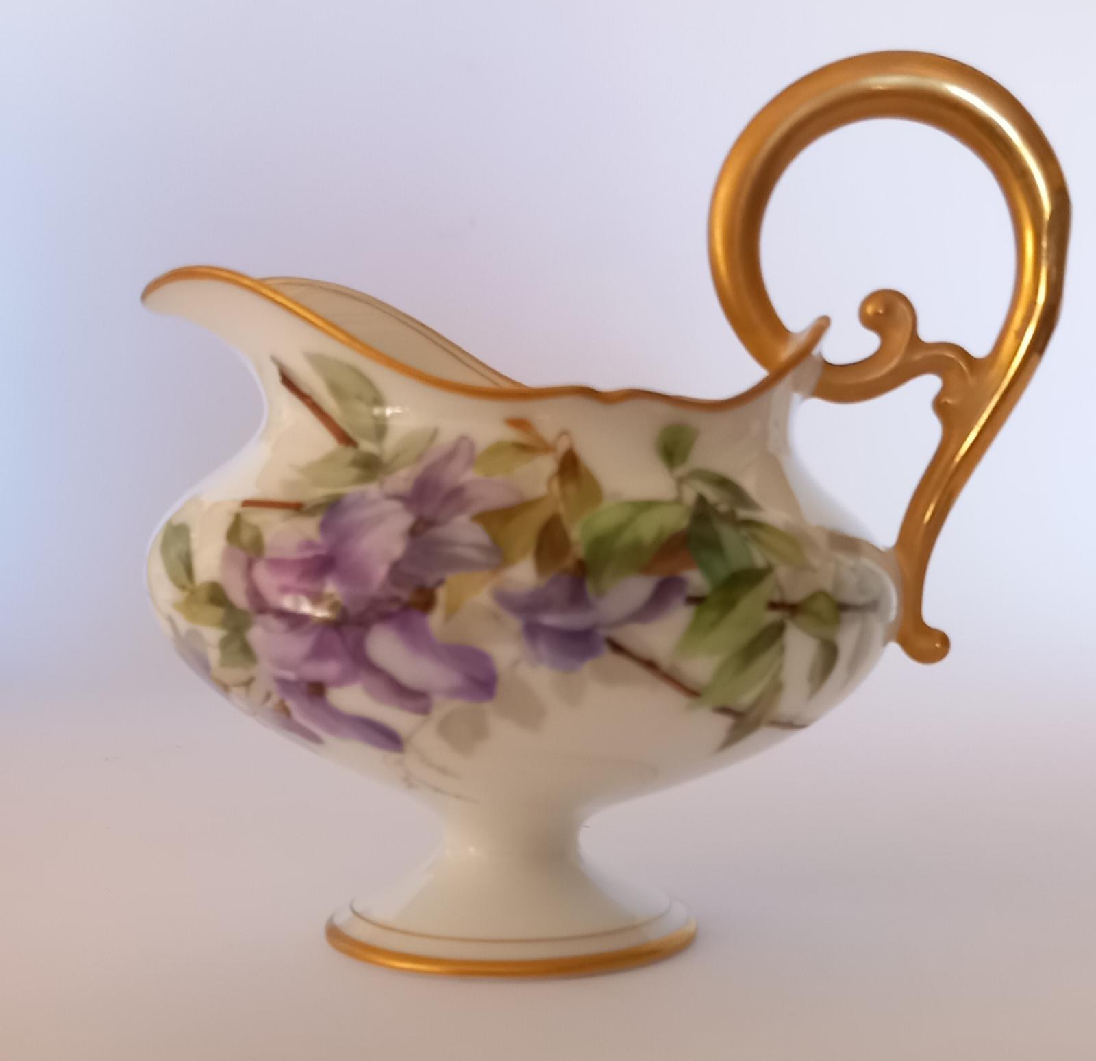 Manico e profili in oro